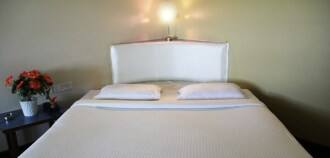 Hotel Yash Inn, Pune 3